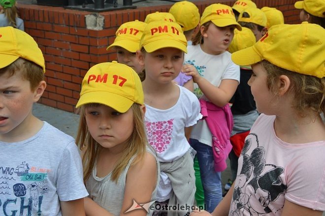 Językowy Dzień Dziecka z I LO w Ostrołęce [01.06.2016] - zdjęcie #50 - eOstroleka.pl
