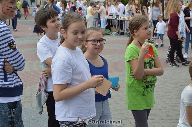 Językowy Dzień Dziecka z I LO w Ostrołęce [01.06.2016] - zdjęcie #74 - eOstroleka.pl