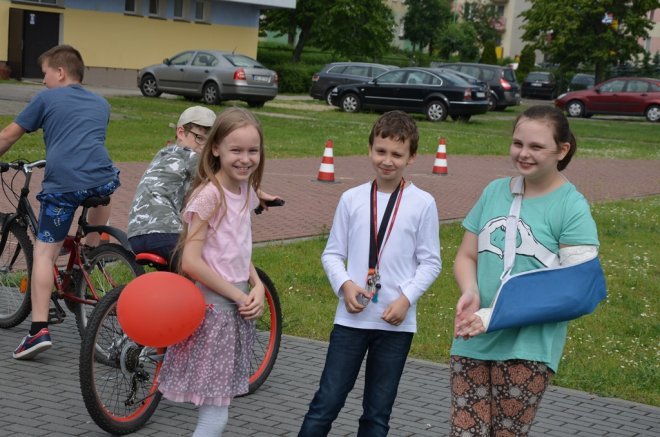 Dzień Dziecka w SP Nr 2 [1.06.2016] - zdjęcie #20 - eOstroleka.pl