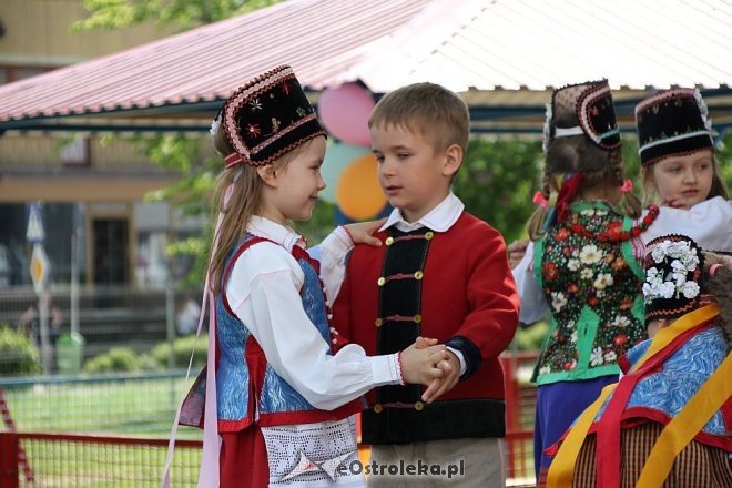 Jubileusz 40-lecia istnienia Przedszkola Miejskiego nr 7 Tęczowa Kraina w Ostrołęce [02.06.2016] - zdjęcie #84 - eOstroleka.pl