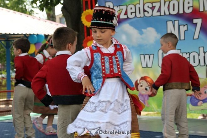 Jubileusz 40-lecia istnienia Przedszkola Miejskiego nr 7 Tęczowa Kraina w Ostrołęce [02.06.2016] - zdjęcie #90 - eOstroleka.pl