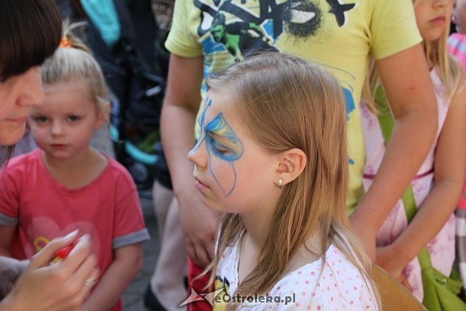 Festyn rodzinny w Szkole Podstawowej nr 4 w Ostrołęce [02.06.2016] - zdjęcie #32 - eOstroleka.pl