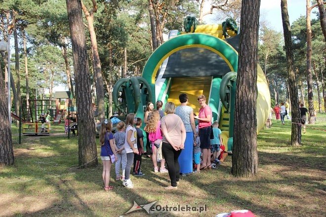 Festyn rodzinny w Szkole Podstawowej nr 4 w Ostrołęce [02.06.2016] - zdjęcie #89 - eOstroleka.pl