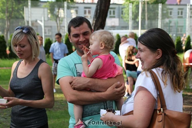 Festyn rodzinny w Szkole Podstawowej nr 4 w Ostrołęce [02.06.2016] - zdjęcie #92 - eOstroleka.pl