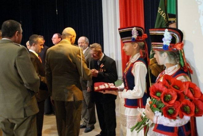 Uroczysta Sesja Rady Misata (11.11.09) - zdjęcie #70 - eOstroleka.pl