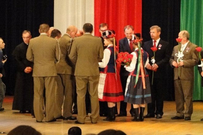 Uroczysta Sesja Rady Misata (11.11.09) - zdjęcie #25 - eOstroleka.pl