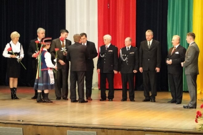 Uroczysta Sesja Rady Misata (11.11.09) - zdjęcie #9 - eOstroleka.pl