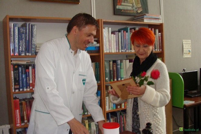Spotkanie z aptekarzem w kadzidlańskiej bibliotece [03.06.2016] - zdjęcie #1 - eOstroleka.pl