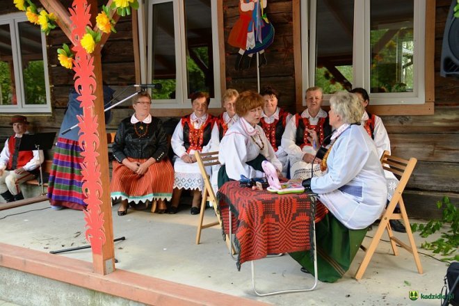II Festiwal Kół Gospodyń Wiejskich z gminy Kadzidło [04.06.2016] - zdjęcie #186 - eOstroleka.pl