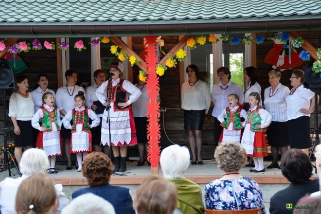 II Festiwal Kół Gospodyń Wiejskich z gminy Kadzidło [04.06.2016] - zdjęcie #145 - eOstroleka.pl