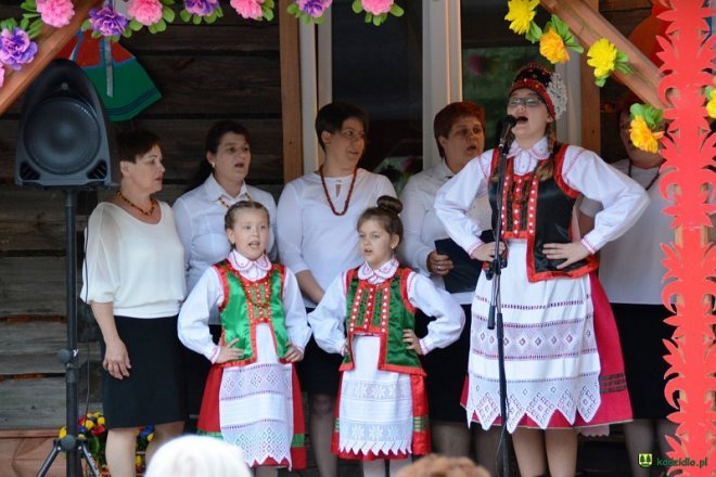II Festiwal Kół Gospodyń Wiejskich z gminy Kadzidło [04.06.2016] - zdjęcie #144 - eOstroleka.pl