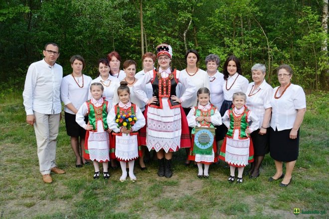 II Festiwal Kół Gospodyń Wiejskich z gminy Kadzidło [04.06.2016] - zdjęcie #107 - eOstroleka.pl