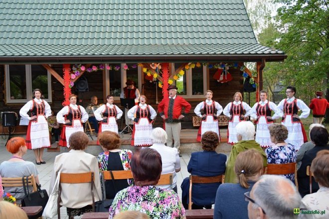 II Festiwal Kół Gospodyń Wiejskich z gminy Kadzidło [04.06.2016] - zdjęcie #55 - eOstroleka.pl