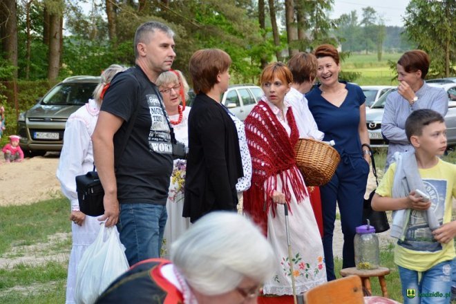 II Festiwal Kół Gospodyń Wiejskich z gminy Kadzidło [04.06.2016] - zdjęcie #43 - eOstroleka.pl