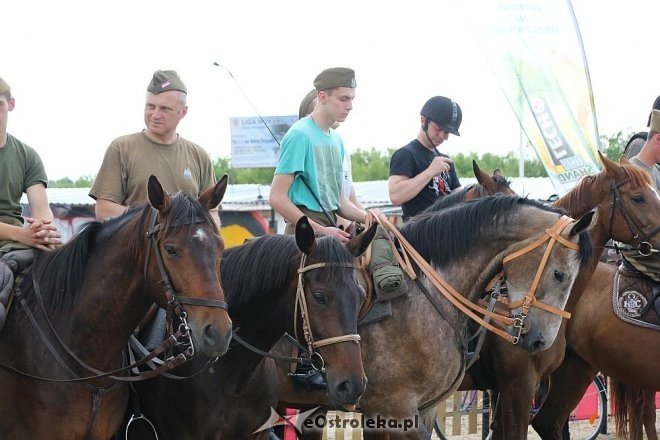 Ułani i samorządowcy dzieciom [04.06.2016] - zdjęcie #96 - eOstroleka.pl