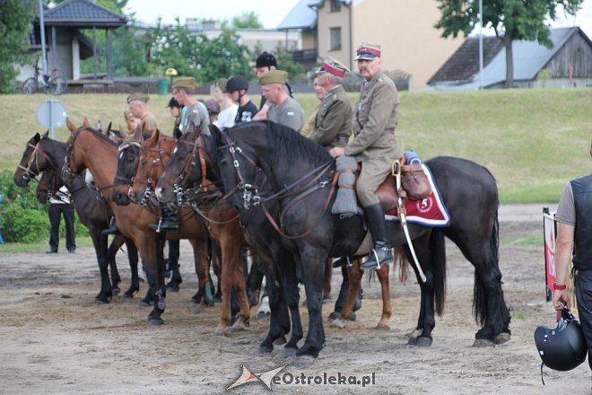 Ułani i samorządowcy dzieciom [04.06.2016] - zdjęcie #81 - eOstroleka.pl