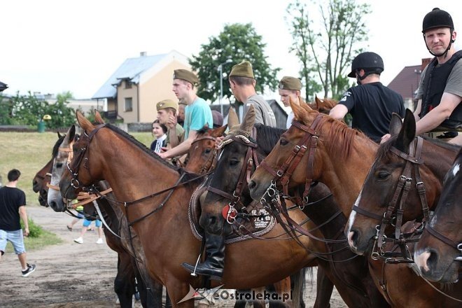 Ułani i samorządowcy dzieciom [04.06.2016] - zdjęcie #74 - eOstroleka.pl