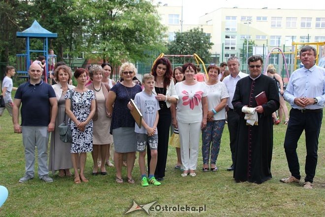 Otwarcie nowego placu zabaw dla ostrołęckiej Korczakówki [04.06.2016] - zdjęcie #26 - eOstroleka.pl