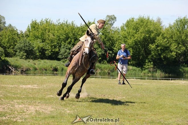 Zawody kawaleryjskie nad Narwią. Pokaz władania lancą [05.06.2016] - zdjęcie #3 - eOstroleka.pl