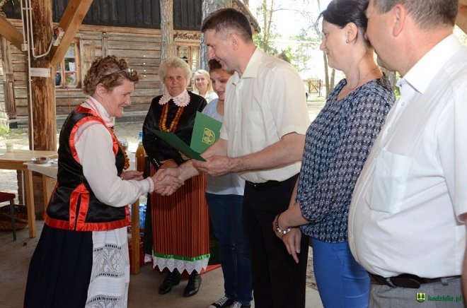 Tegoroczna edycja Warsztatów Etnograficznych Ginące Zawody dobiegła końca [06.06.2016] - zdjęcie #27 - eOstroleka.pl