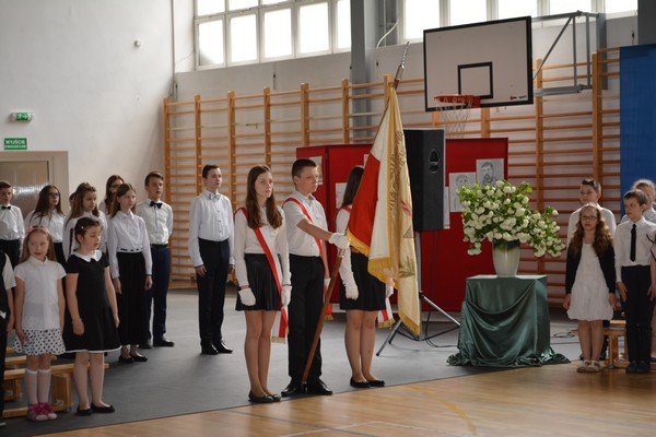 Dzień Patrona w Szkole Podstawowej w Łysych [07.06.2016] - zdjęcie #2 - eOstroleka.pl