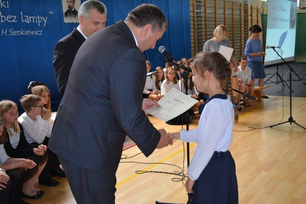 Dzień Patrona w Szkole Podstawowej w Łysych [07.06.2016] - zdjęcie #43 - eOstroleka.pl