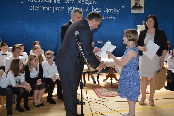Dzień Patrona w Szkole Podstawowej w Łysych [07.06.2016] - zdjęcie #44 - eOstroleka.pl
