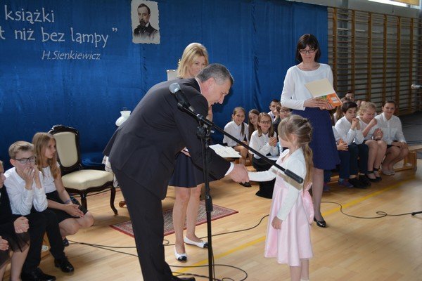 Dzień Patrona w Szkole Podstawowej w Łysych [07.06.2016] - zdjęcie #13 - eOstroleka.pl