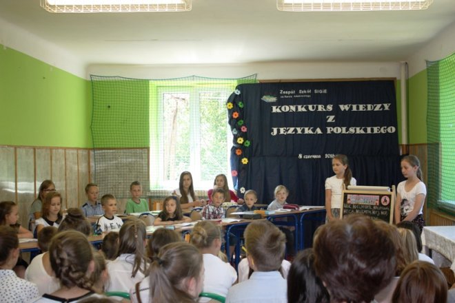 Konkurs wiedzy z języka polskiego w Zespole Szkół SIGiE [08.06.2016] - zdjęcie #6 - eOstroleka.pl