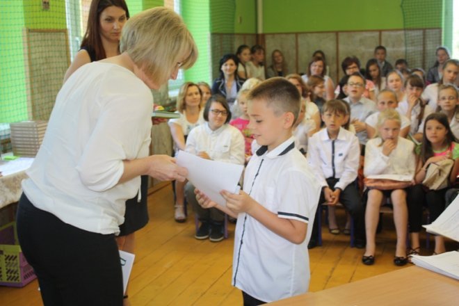 Konkurs wiedzy z języka polskiego w Zespole Szkół SIGiE [08.06.2016] - zdjęcie #2 - eOstroleka.pl