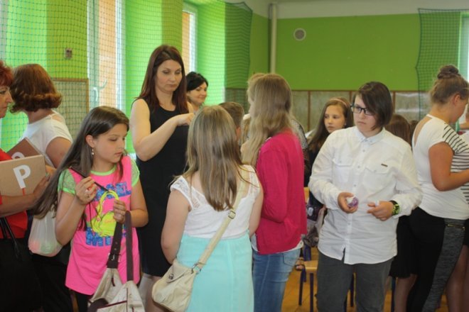 Konkurs wiedzy z języka polskiego w Zespole Szkół SIGiE [08.06.2016] - zdjęcie #1 - eOstroleka.pl