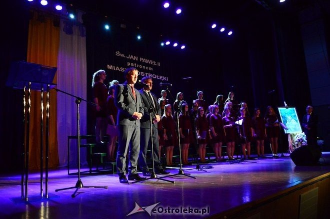 Koncert Papieski i podsumowanie konkursu historycznego w OCK [08.06.2016] - zdjęcie #23 - eOstroleka.pl