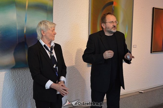 Wernisaż wystawy malarstwa Anny Alicji Trochim w Galerii Ostrołęka [09.06.2016] - zdjęcie #31 - eOstroleka.pl