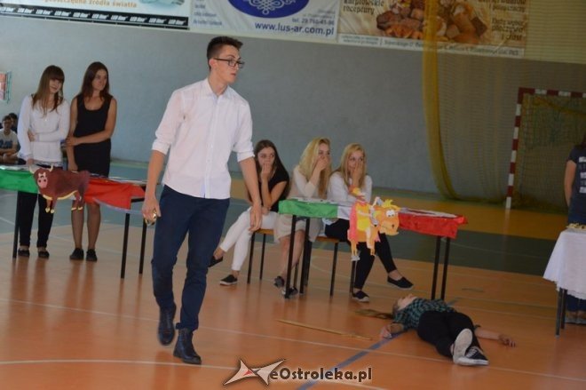 Romeo i Julia - spektakl w III LO [13.06.2016] - zdjęcie #16 - eOstroleka.pl