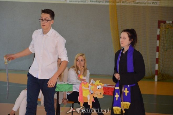 Romeo i Julia - spektakl w III LO [13.06.2016] - zdjęcie #11 - eOstroleka.pl