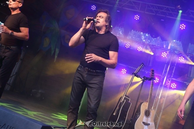 Wesele Kurpiowskie 2016 - koncert grupy VOX [19.06.2016] - zdjęcie #37 - eOstroleka.pl