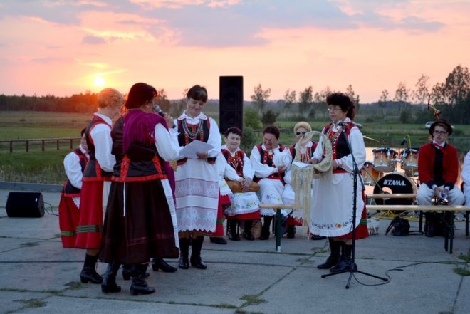 „Noc Świętojańska” w Serafinie [21.06.2016] - zdjęcie #20 - eOstroleka.pl