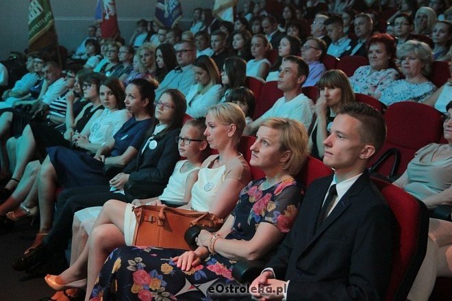 IX Samorządowa Gala Uczniowska [22.06.2016] - zdjęcie #6 - eOstroleka.pl
