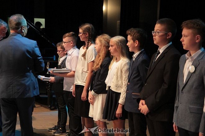 IX Samorządowa Gala Uczniowska [22.06.2016] - zdjęcie #43 - eOstroleka.pl