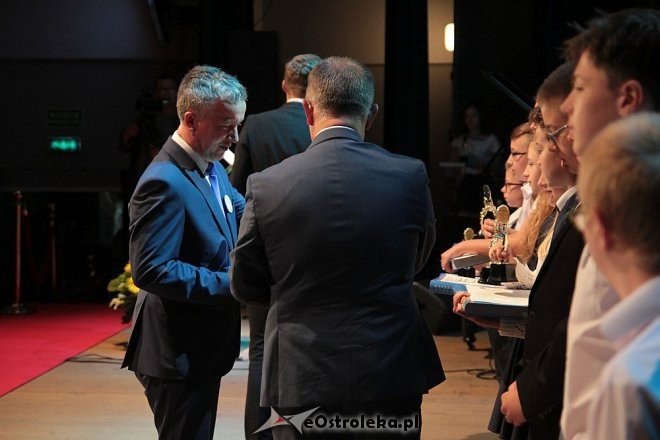 IX Samorządowa Gala Uczniowska [22.06.2016] - zdjęcie #39 - eOstroleka.pl