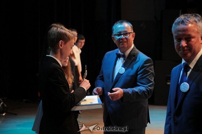 IX Samorządowa Gala Uczniowska [22.06.2016] - zdjęcie #21 - eOstroleka.pl