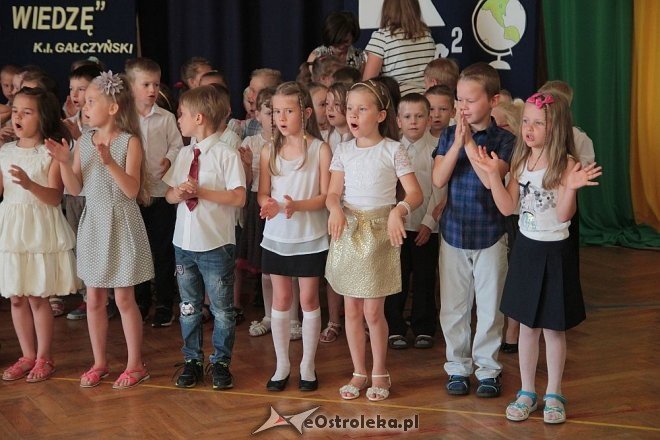 Zakończenie roku szkolnego w oddziałach przedszkolnych Szkoły Podstawowej nr 6 [23.06.2016] - zdjęcie #2 - eOstroleka.pl
