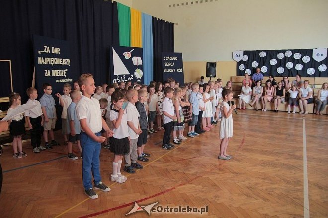Zakończenie roku szkolnego w oddziałach przedszkolnych Szkoły Podstawowej nr 6 [23.06.2016] - zdjęcie #13 - eOstroleka.pl