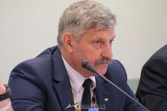 Prezydent Kotowski z absolutorium za ubiegły rok [23.06.2016] - zdjęcie #14 - eOstroleka.pl