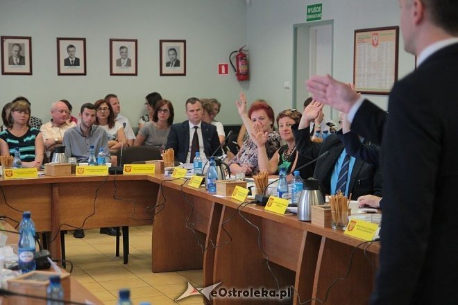 Prezydent Kotowski z absolutorium za ubiegły rok [23.06.2016] - zdjęcie #3 - eOstroleka.pl