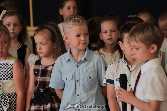 Zakończenie roku szkolnego ostrołęckich szkołach [24.06.2016] - zdjęcie #142 - eOstroleka.pl