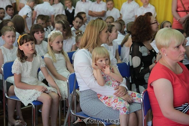 Zakończenie roku szkolnego ostrołęckich szkołach [24.06.2016] - zdjęcie #318 - eOstroleka.pl