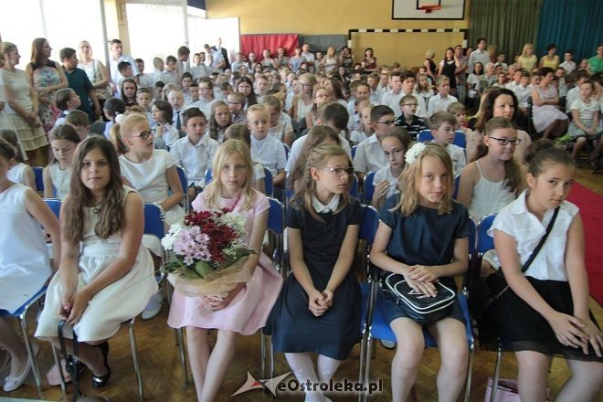 Zakończenie roku szkolnego ostrołęckich szkołach [24.06.2016] - zdjęcie #322 - eOstroleka.pl