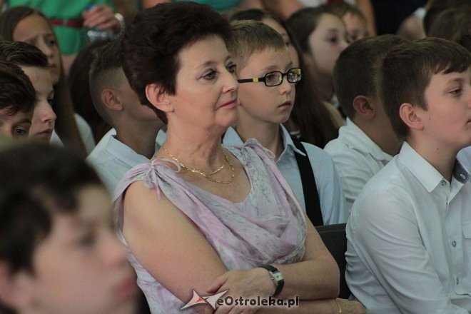 Zakończenie roku szkolnego ostrołęckich szkołach [24.06.2016] - zdjęcie #398 - eOstroleka.pl