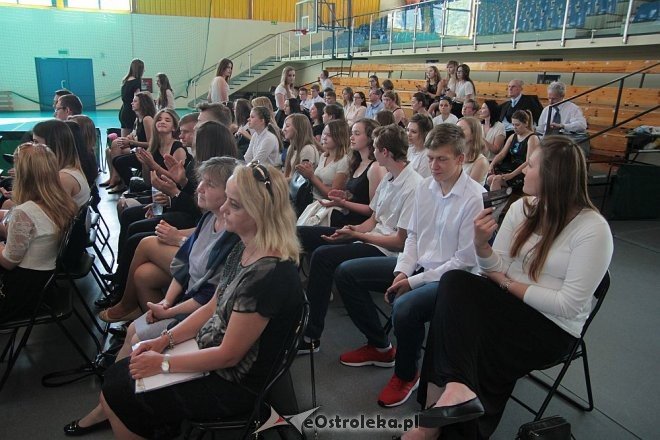 Zakończenie roku szkolnego ostrołęckich szkołach [24.06.2016] - zdjęcie #233 - eOstroleka.pl